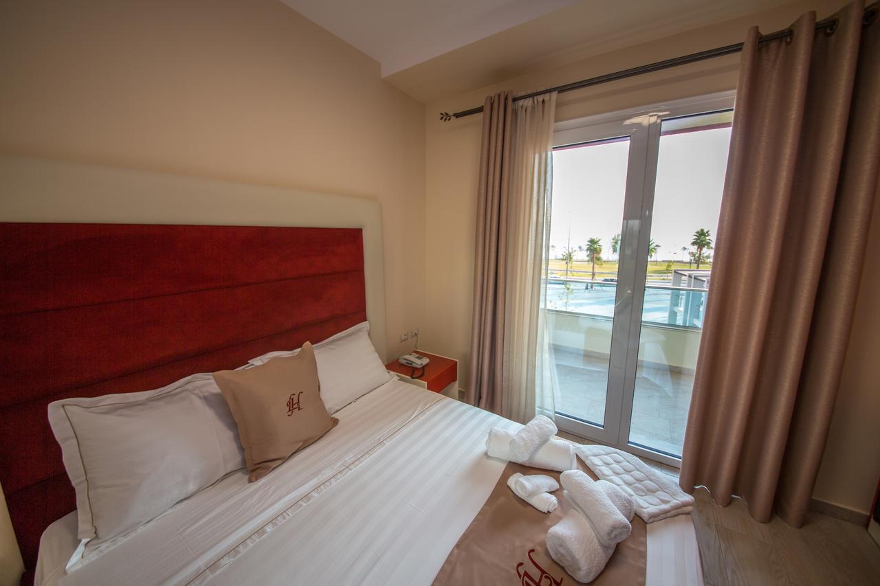 Laid Hotel Vlorë Exterior foto