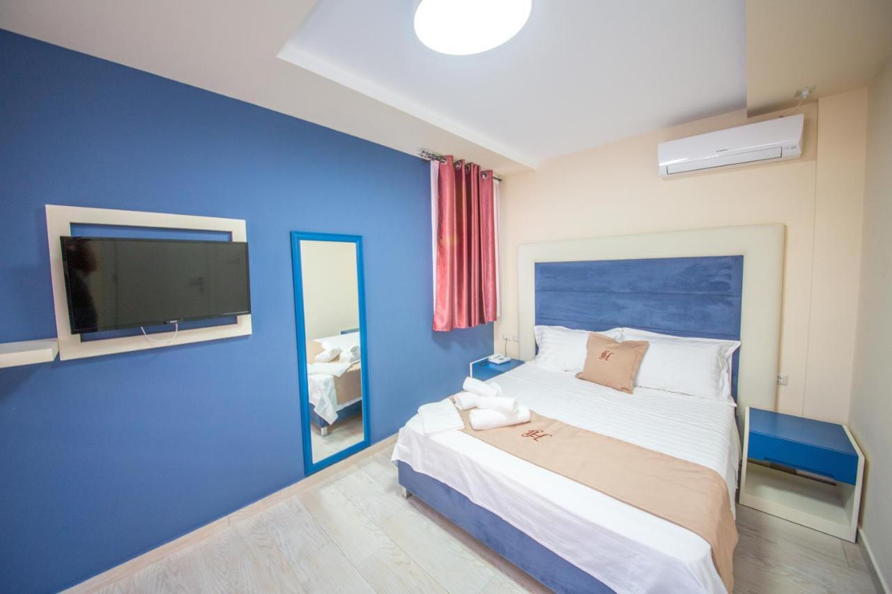 Laid Hotel Vlorë Exterior foto
