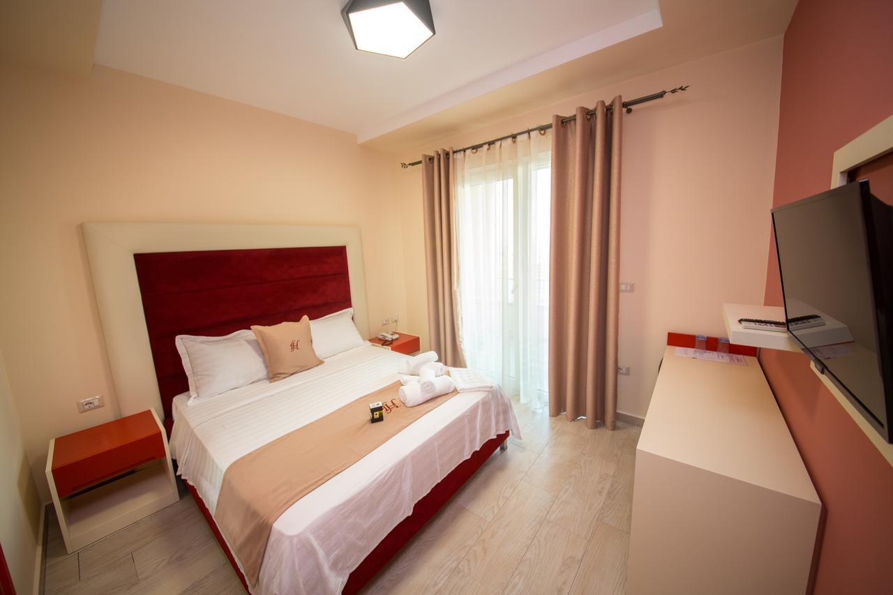 Laid Hotel Vlorë Exterior foto